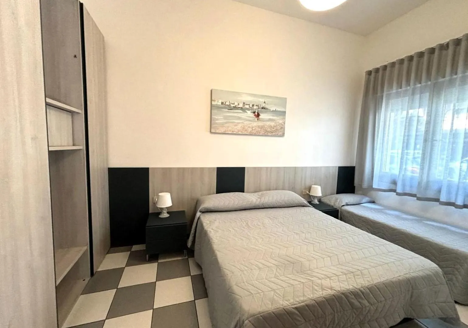Casa De Lazzari: Family Apartments in Jesolo 0*, Lido di Jesolo Italy